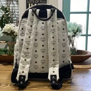 (MT159) Authentic MCM Visetos Stark Stud Large Backpack MCM Black Visetos Stark Insignia Black gold and silver  main image 3